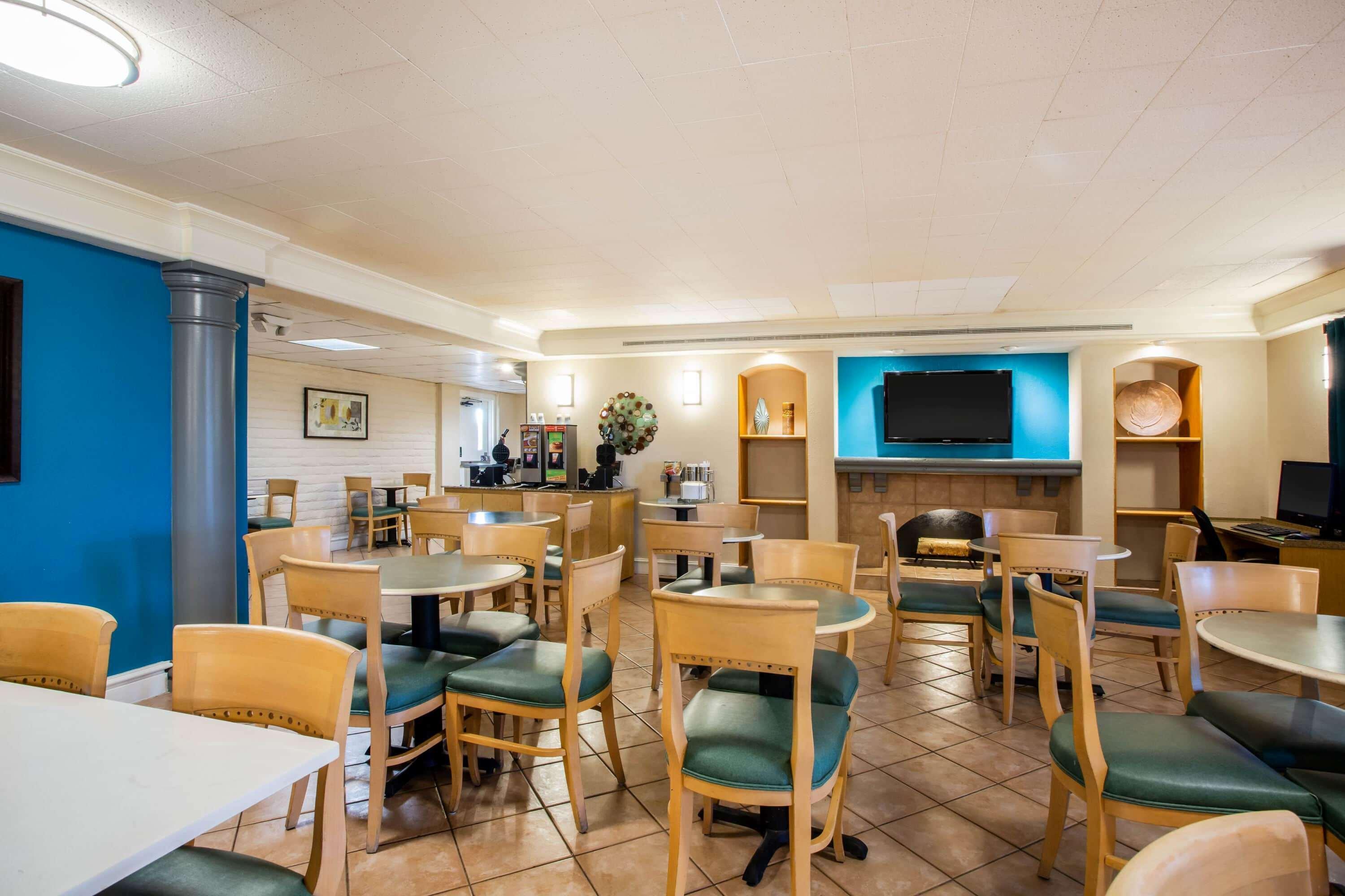 La Quinta Inn By Wyndham Norfolk Virginia Beach Eksteriør billede