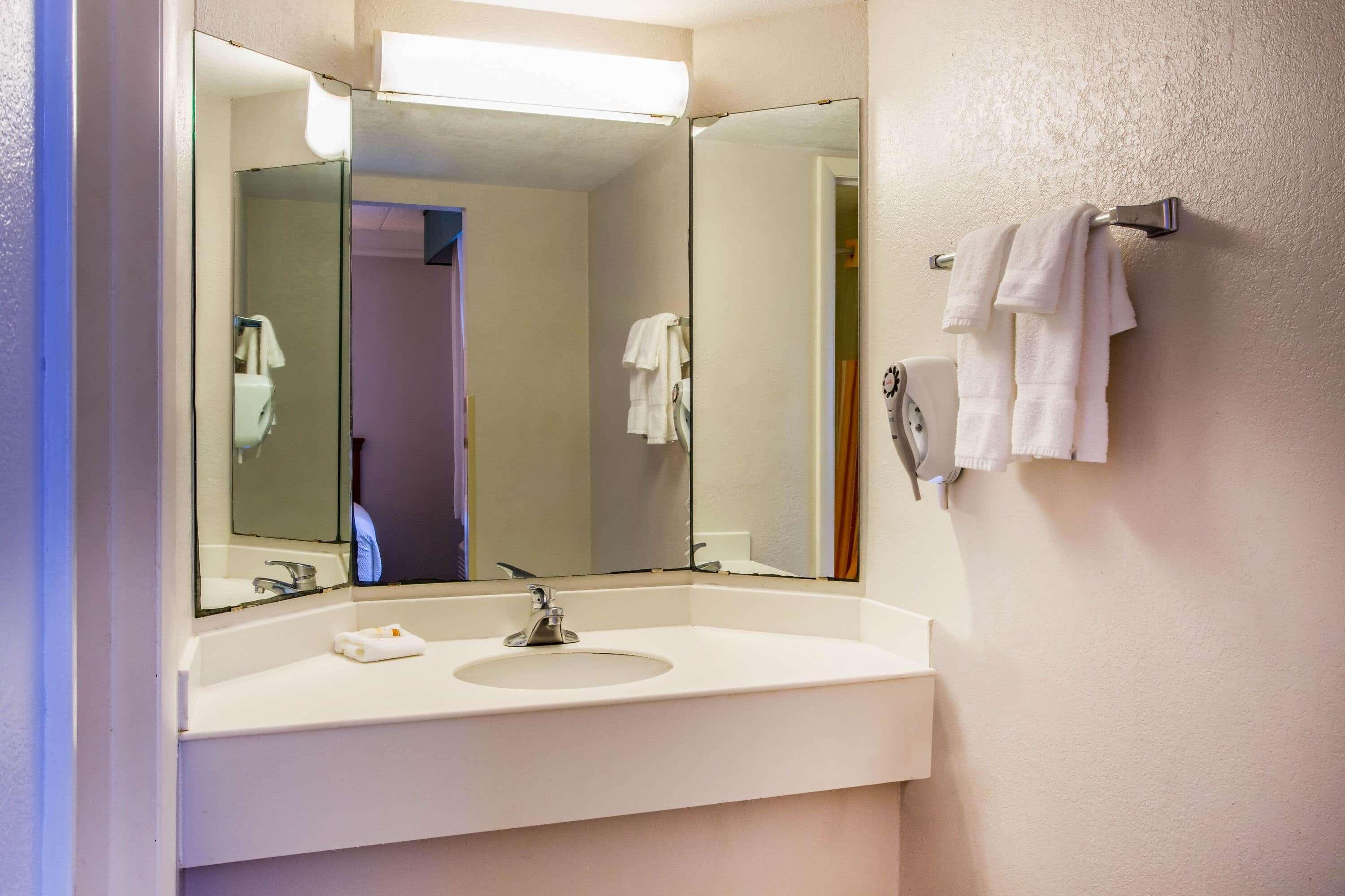 La Quinta Inn By Wyndham Norfolk Virginia Beach Eksteriør billede